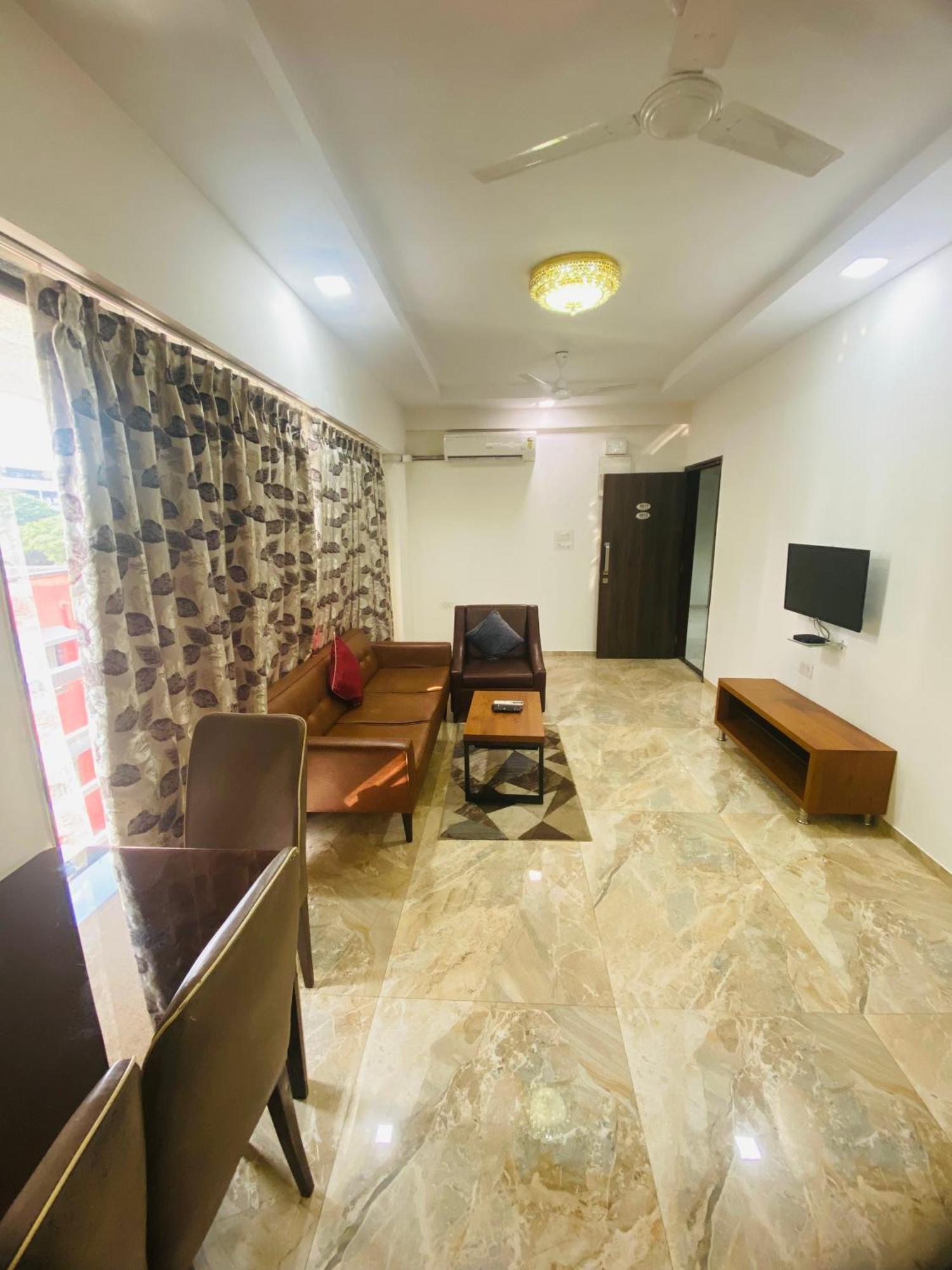 Mumbai House Luxury Apartments Santacruz East, Mumbai Ngoại thất bức ảnh