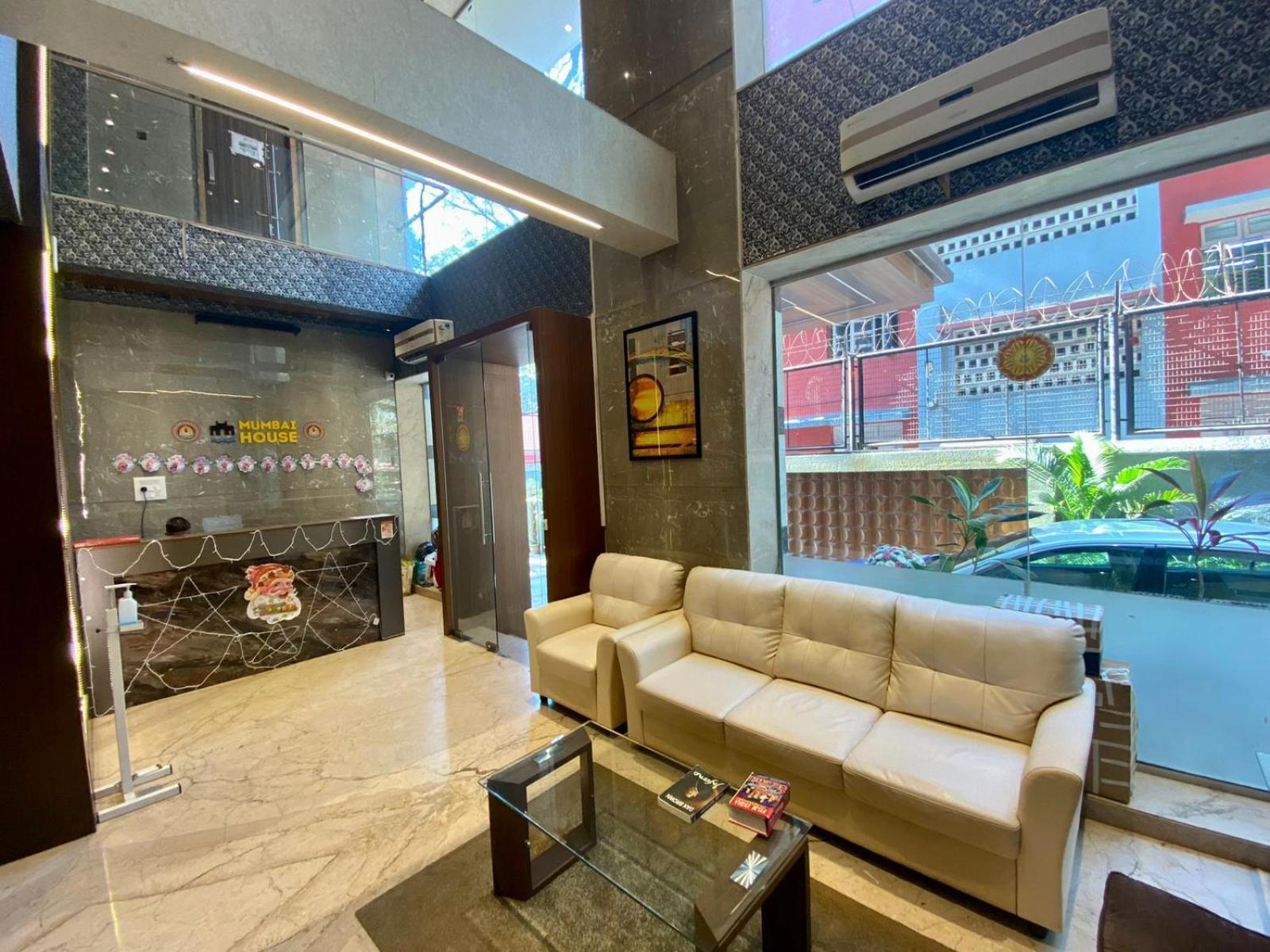 Mumbai House Luxury Apartments Santacruz East, Mumbai Ngoại thất bức ảnh