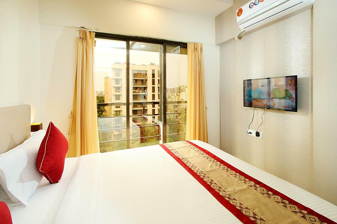 Mumbai House Luxury Apartments Santacruz East, Mumbai Ngoại thất bức ảnh